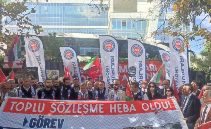 Devlet Memurları Konfederasyonu’dan TÜİK önünde toplu sözleşme eylemi