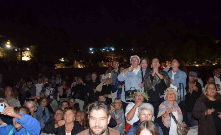 Didim Zeytin Festivali’nde ’zeytinyağı tadım rekoru’ yenilendi