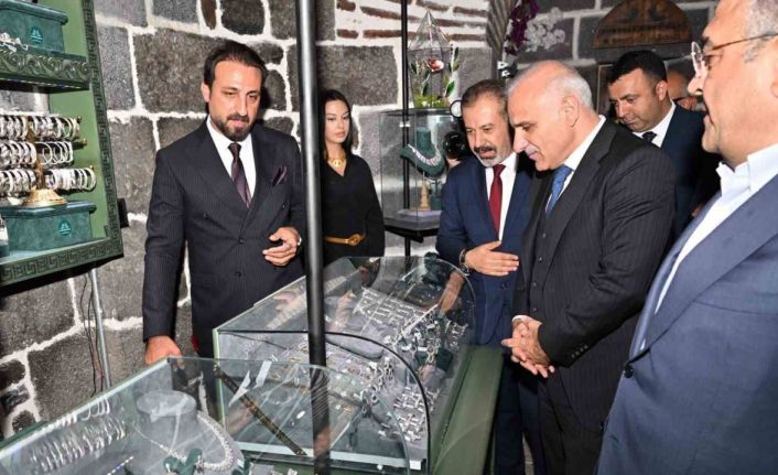 Diyarbakır Hasırevi açıldı