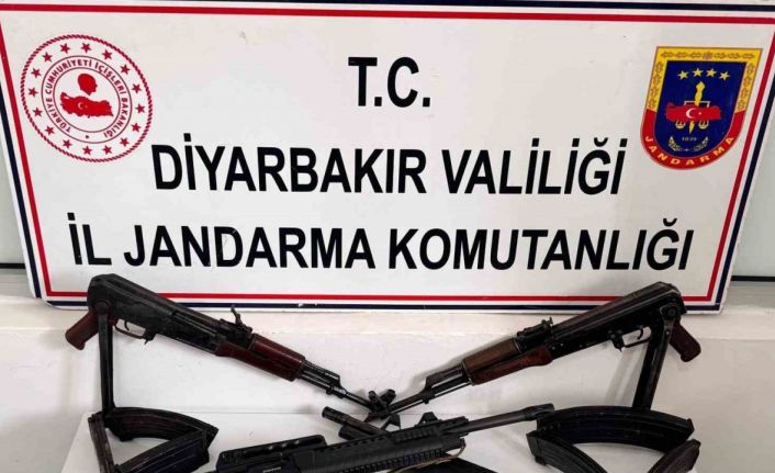 Diyarbakır’da kaçakçılık operasyonunda çok sayıda silah ele geçirildi: 6 gözaltı