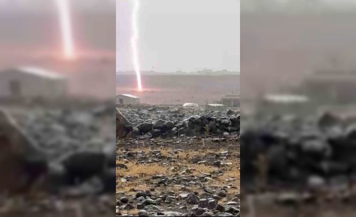 Diyarbakır’da yıldırım düşme anı kamerada
