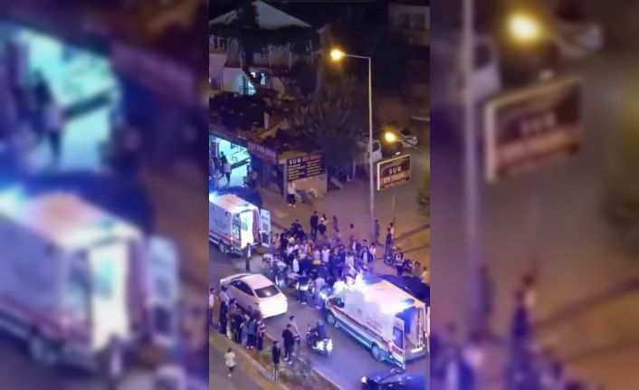 Diyarbakır’da yolun karşısına geçen kadına motosiklet çarptı: 1’i ağır 3 yaralı