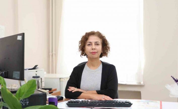 Doç. Dr. Durak: "Kekemelik tedavisinin ilk adımı sabırla dinlemektir"