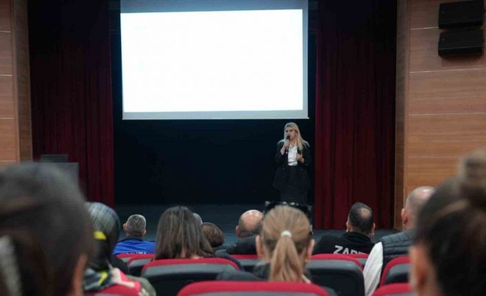 Doğru iletişim teknikleri ve stres yönetimi anlatıldı