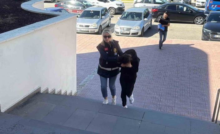 Doğurduğu bebeği terasa bırakan kadın tutuklandı
