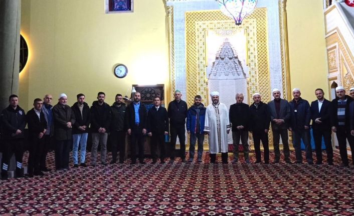 DPÜ Vakıf Camii’nde sabah namazı buluşması