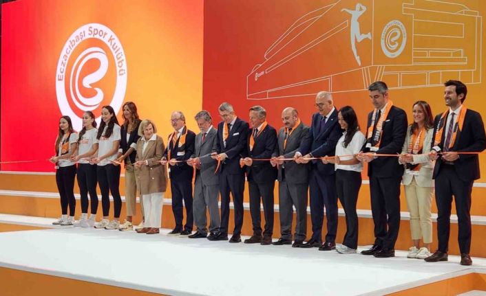 Eczacıbaşı Spor Kulübü yeni salonuna kavuştu