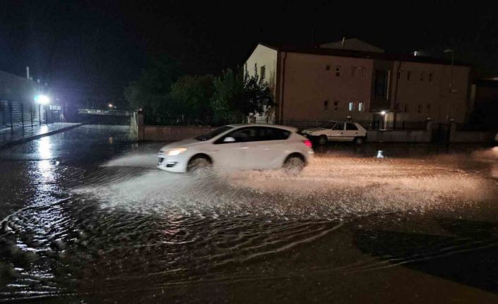 Edirne, Balkanlar’dan gelen soğuk havanın etkisi altına girdi