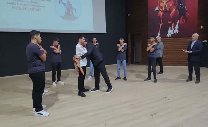 Edremit’te Ahilik Haftası kutlandı