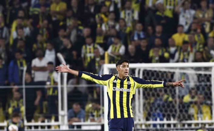 Edson Alvarez, 5 maç sonra sahada