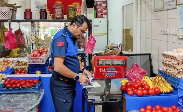 Efeler’de manavlar denetlendi