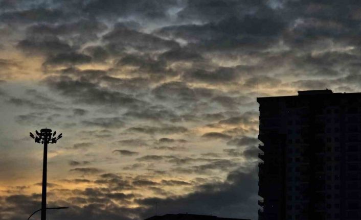 Elazığ’da gün batımı görsel şölen sundu