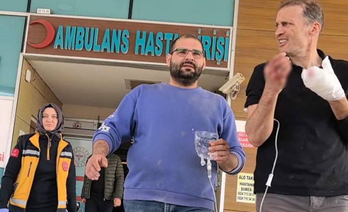 Elini freze makinesine kaptıran marangozun parmakları koptu