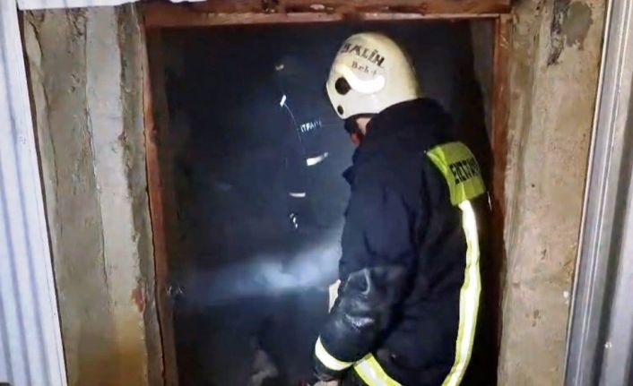 Emet’te ahşap ev yangını