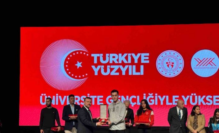 ERÜ’ye FISU’dan üç ödül birden