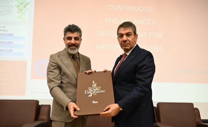 Esenler Belediye Başkanı Göksu Üsküp’te şehirciliği anlattı