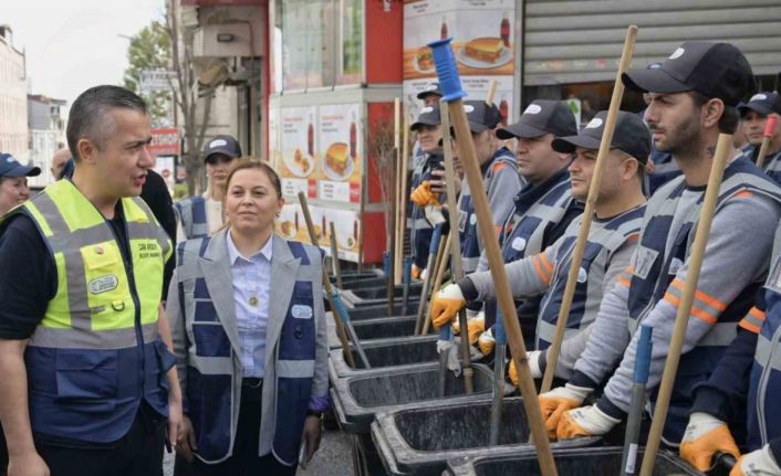 Esenyurt’un 43 mahallesinde temizlik hareketi başladı