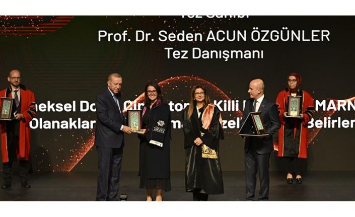 ETÜ’lü akademisyene Cumhurbaşkanı Erdoğan’dan üstün başarı ödülü