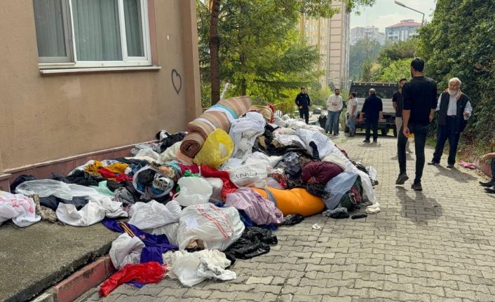 Evden bir kamyon çöp çıktı