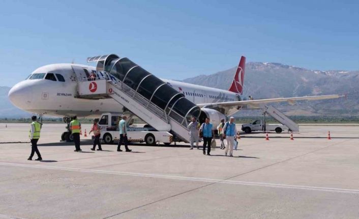 Eylül ayında Erzincan Yıldırım Akbulut Havalimanı’nda 49 bin 906 yolcuya hizmet verildi