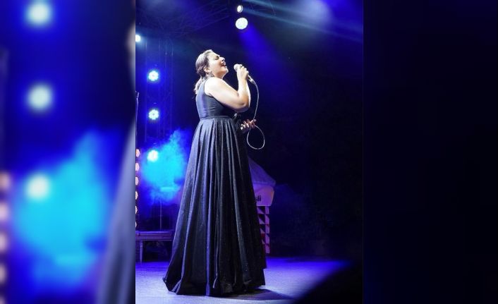 Fado’nun yeni sesi Cludia Madeira İstanbul’da müzikseverlerle buluşacak
