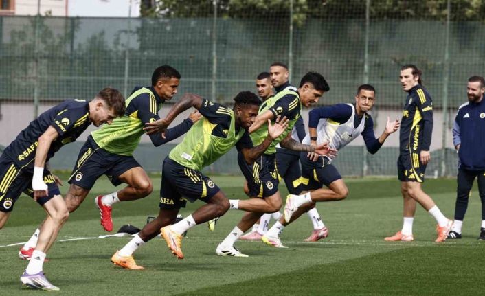 Fenerbahçe, Samsunspor maçının hazırlıklarını tamamladı