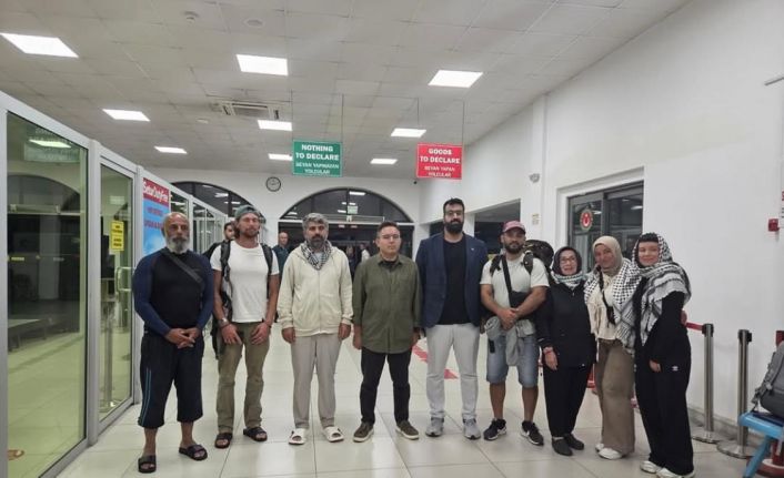 Fırtına Gazze yolcularını Marmaris’e getirdi