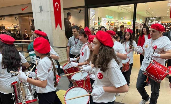 Forum Trabzon’da coşkulu Cumhuriyet Bayramı kutlaması