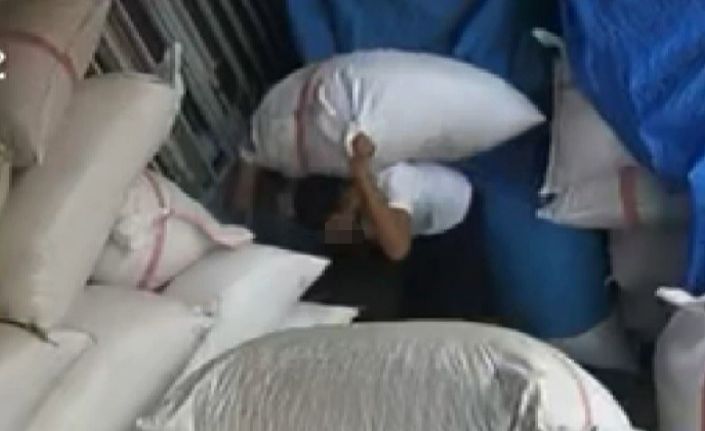 Gaziantep’te 450 bin TL’lik Antep fıstığı hırsızlığı kamerada