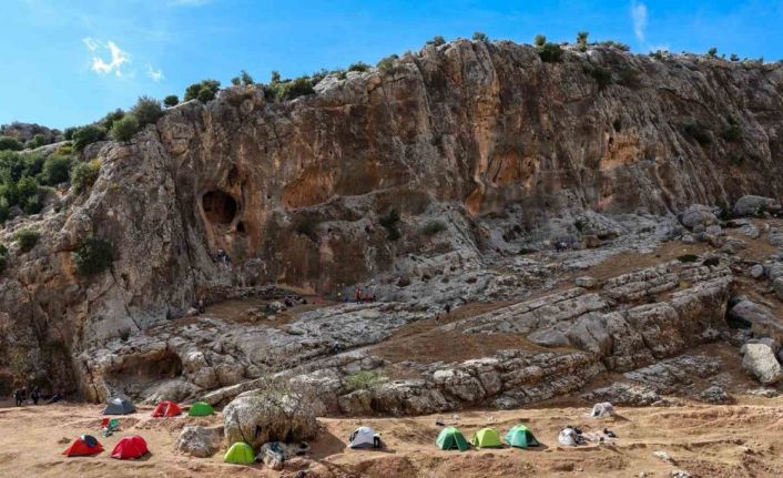 Gaziantep’te Köklüce Kanyonu Tırmanış Şenliği ile heyecan üst seviyeye çıktı