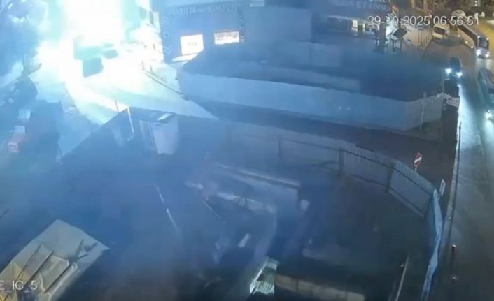 Gebze’deki binanın yıkılma anı kamerada