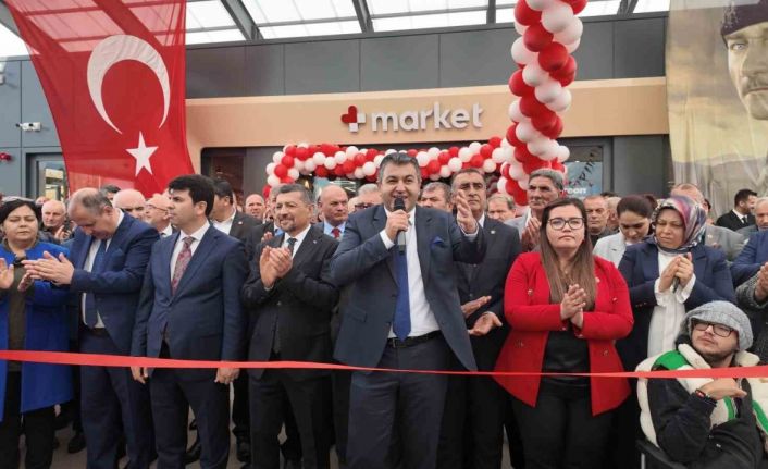 Gediz Belediyesi akaryakıt istasyonu hizmete girdi
