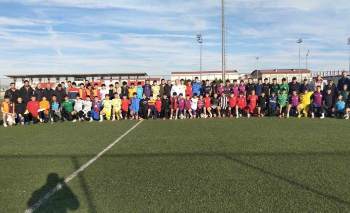 Geleceğin futbolcuları için seçmeler yapıldı