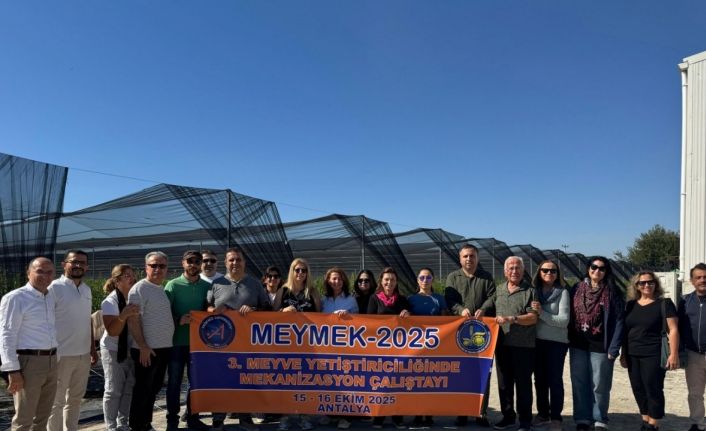 Genç ziraat mühendislerine seslenen Prof. Dr. Cengiz Toker: "Bu bir bayrak yarışı. Biz bir yere kadar getirdik, sizler daha ileriye taşıyacaksınız"