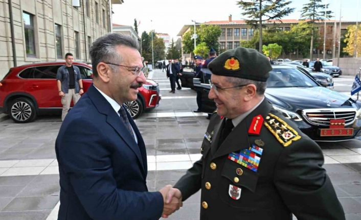 Genelkurmay Başkanı Vali Aksoy’u ziyaret etti