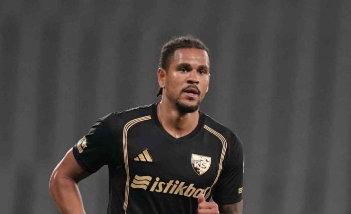 German Onugkha gollerine devam ediyor