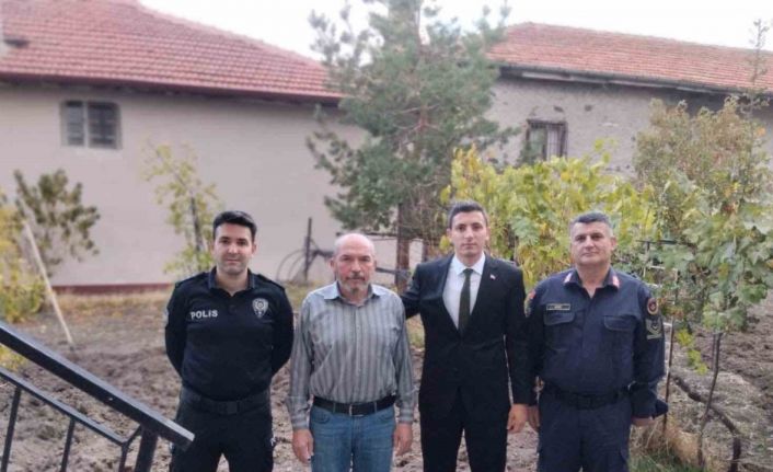 Güdül Kaymakamı’nın ilk ziyareti şehit aileleri oldu