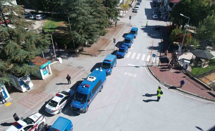 Gündüz çoban, gece hırsız olan ‘Kaçarlar’ şebekesi jandarmadan kaçamadı