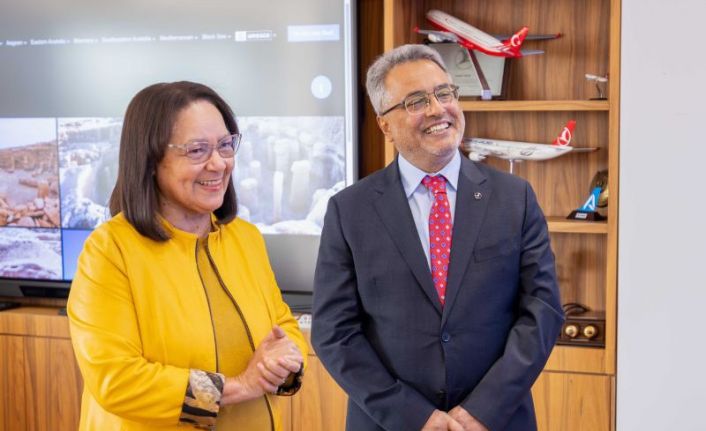 Güney Afrika Cumhuriyeti Turizm Bakanı Lille’den THY’ye ziyaret