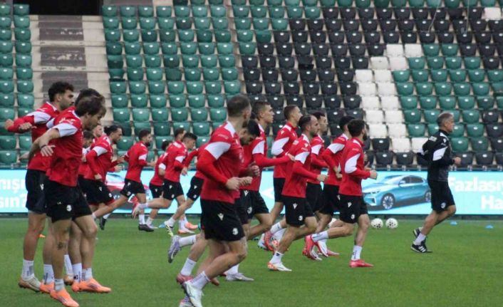 Gürcistan Milli Takımı, Türkiye maçı hazırlıklarını tamamladı