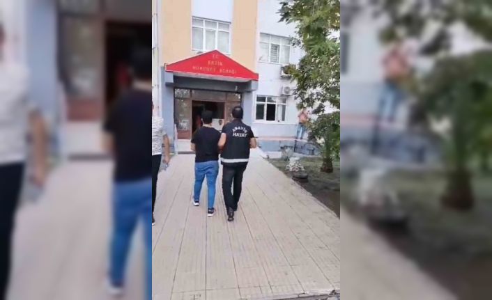 Hatay’da hapis cezası ile aranan 2 şahıs yakalandı