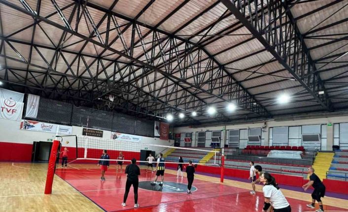 Havran MYO’da spor etkinliğiyle öğrenciler stres attı