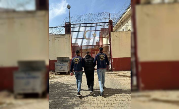 İki ayrı suçtan aranan şahıs operasyonla yakalandı