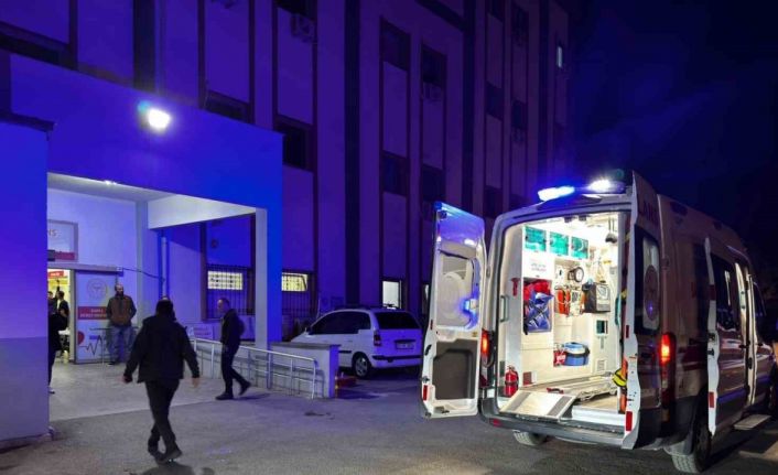 İki şahıs arasındaki bıçaklı kavgada 1 kişi yaralandı