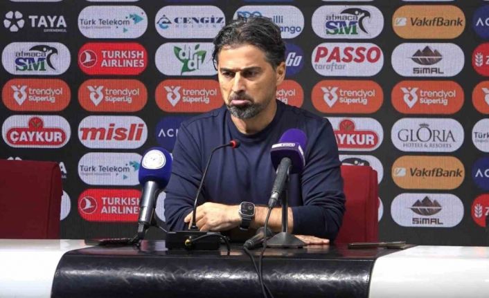 İlhan Palut: "Oyuncularım mücadelelerinin karşılığını alamadıkları için daha çok üzülüyorum"