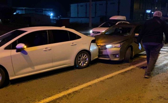 İnegöl’de zincirleme kaza : 1’i çocuk 5 yaralı