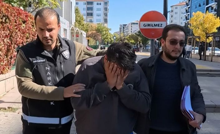 İranlı tacir, yutup midesine sakladığı 433 gram uyuşturucuyla yakalandı
