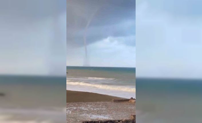 İskenderun Körfezi’nde oluşan hortum cep telefonu kamerasına yansıdı