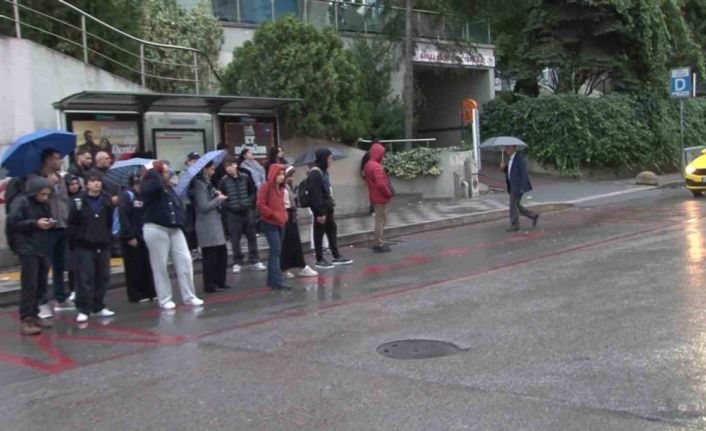 İstanbul güne yağmurla başladı