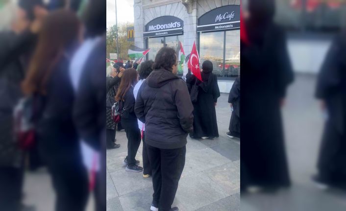 İstanbul’da İsrail protestoları sürüyor